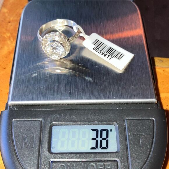 Authentic Moissanite Sterling Silver Ring Size 7 - Picture 8 of 9